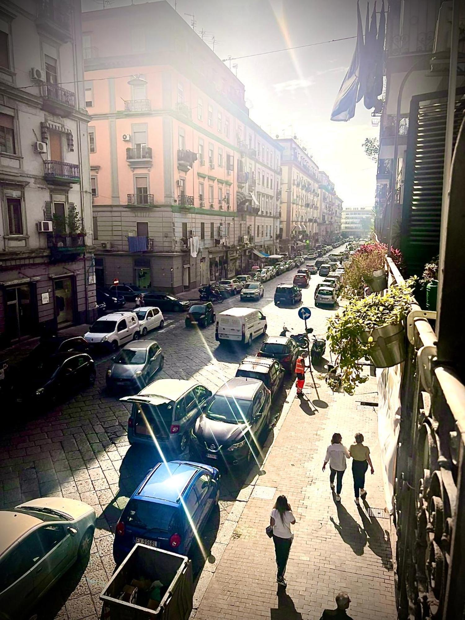 Vacanze Napoli Centrale Exteriör bild
